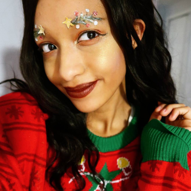 Christmas tree eyebrows.