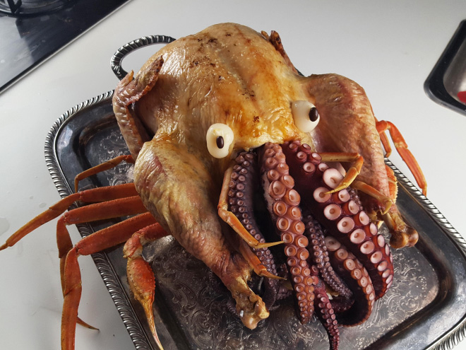 Happy Thanksgiving and enjoy some Cthulhu turkey!