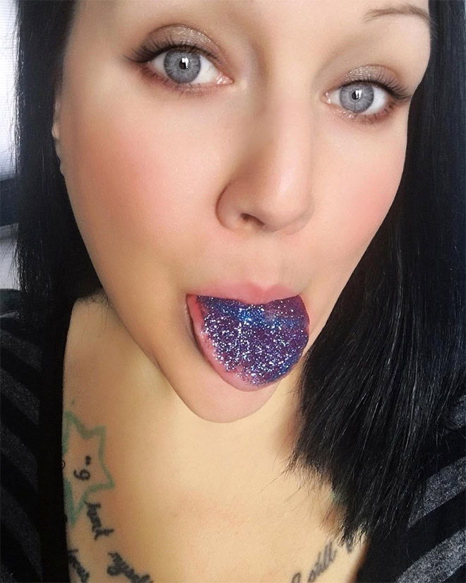 So people are licking glitter for attention...