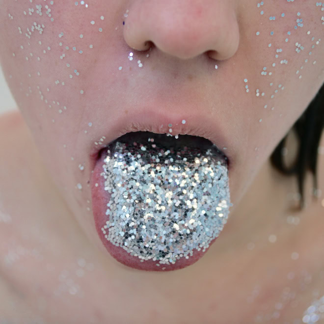 So people are licking glitter for attention...