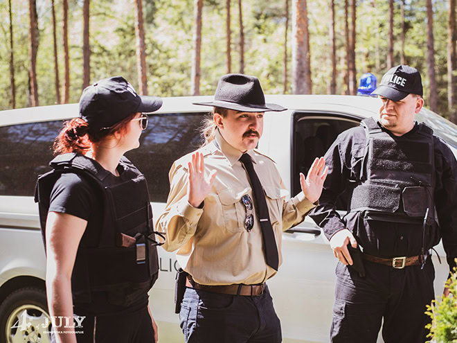 Polish people LARPing as Americans.